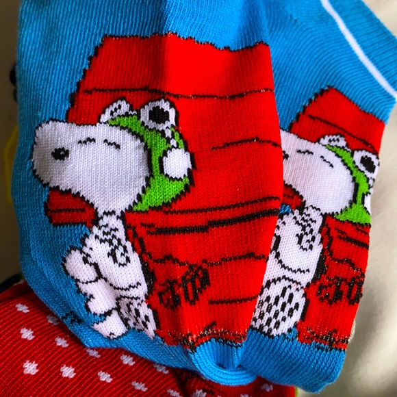 Snoopy Peanuts socks 6 pairs NWT - Picture 12 of 12